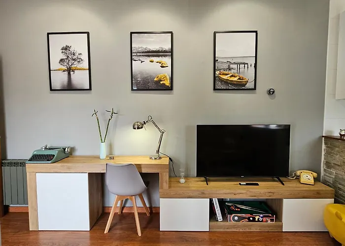 Romantico Con Terraza Y Piscina Villabanez (Cantabria)